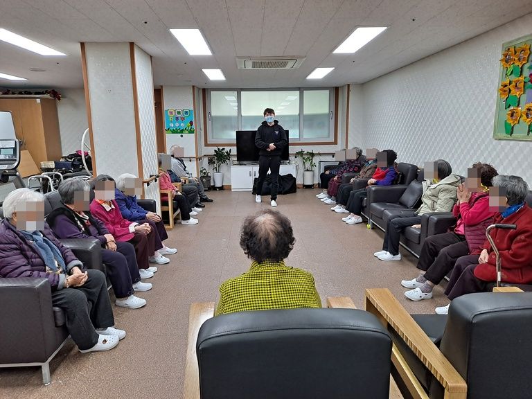 [하안노인주간보호센터] 10월 23일 생활체육 프로그램